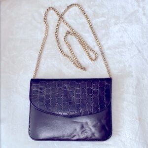Vintage Italian Design Elegant Brown Croc-Embossed Chain Bag